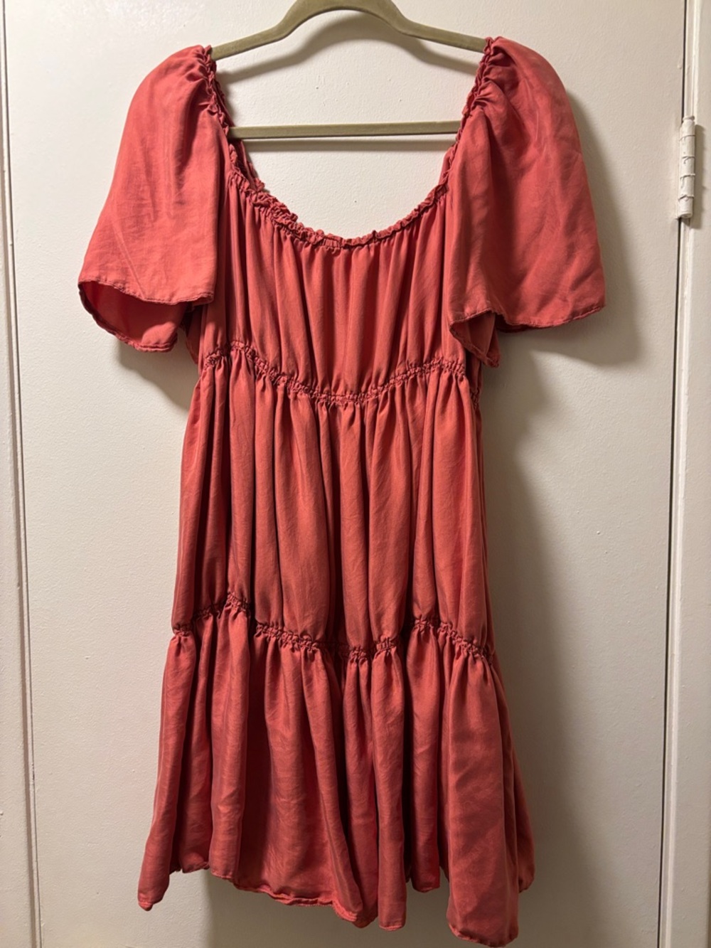 Women's Coral Tiered Puff-Sleeve Mini Dress